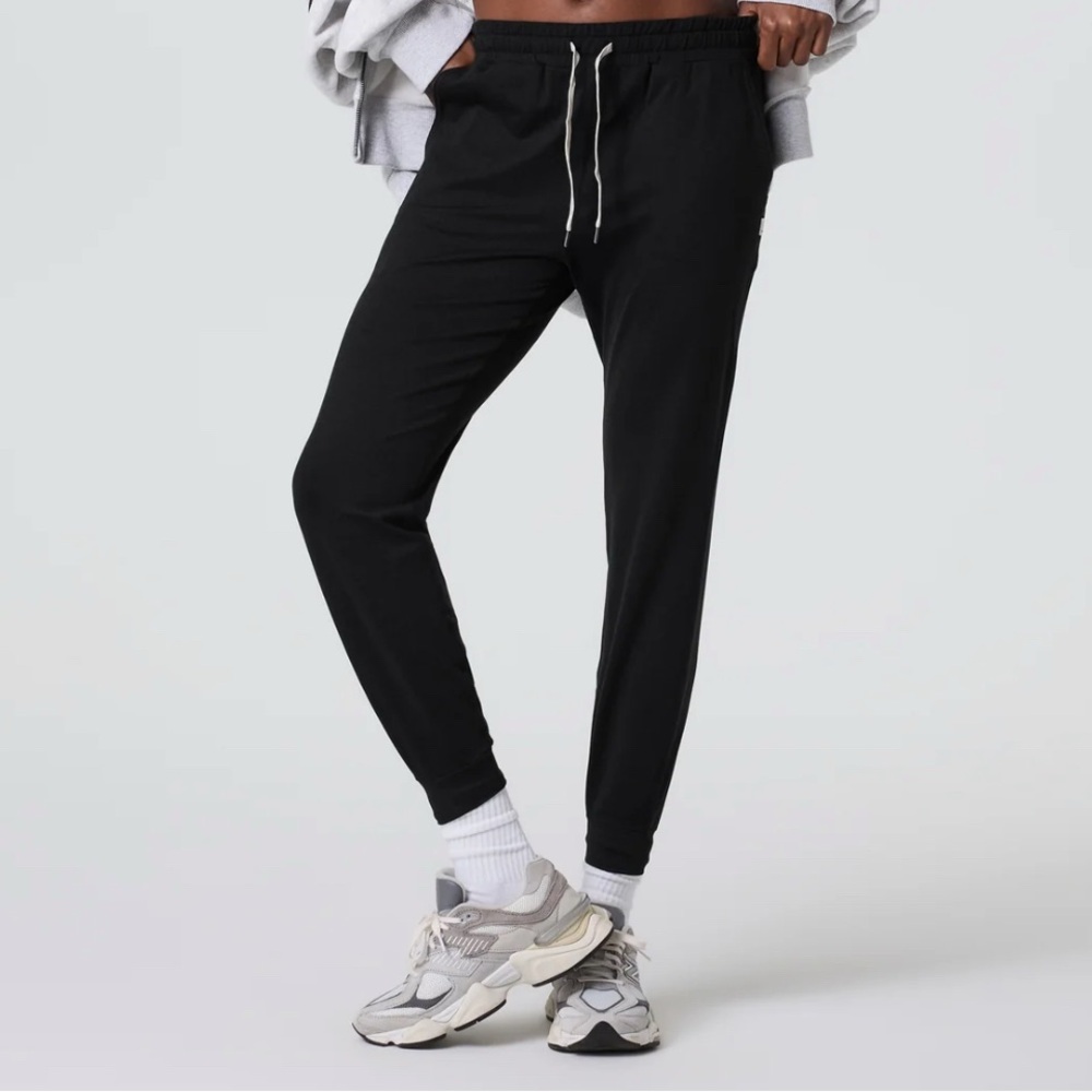 Vuori Performance Joggers